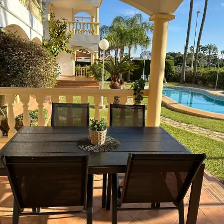 La Giralda Apartment